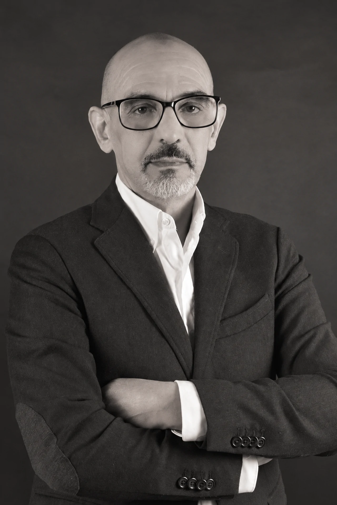 Portrait de Réda Sarhane sans cravate